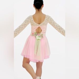 Dance costume